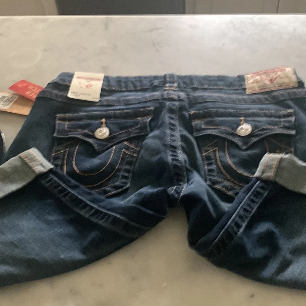 True Religion shorts.  Never been worn! - Picture 4 of 7